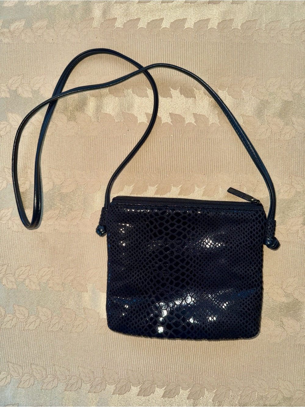 Black Crossbody Snake-Texture Shoulder Bag